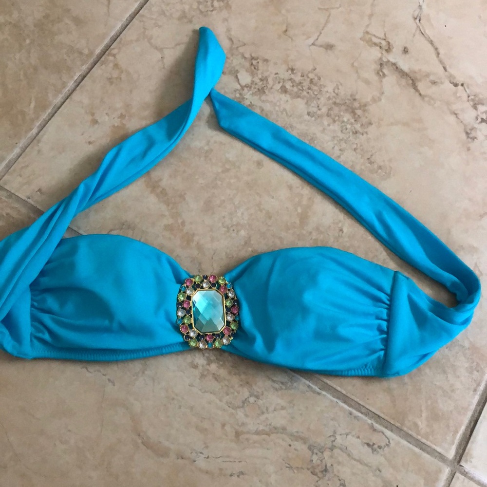 Victoria’s Secret bikini top